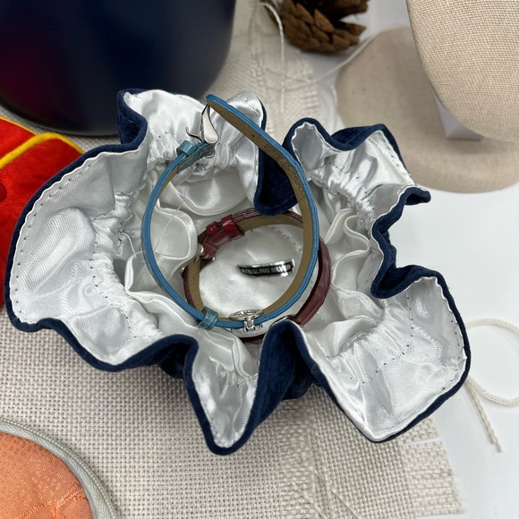 Vintage QVC Sterling Silver Diamonique Oval Leather Bracelet Set - Picture 7 of 15